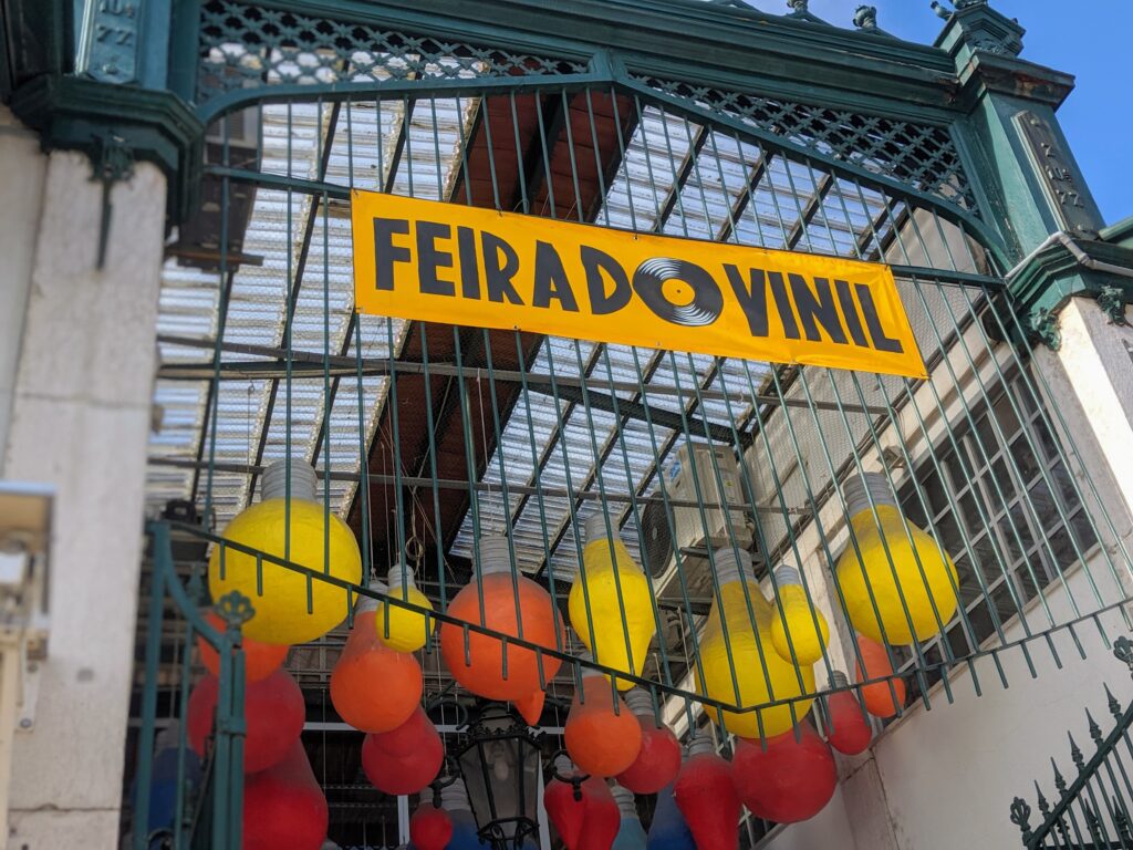 Lisbon's famous flea market, Feira da Ladra