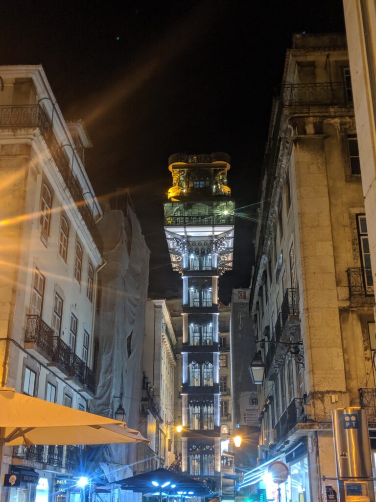 Ascenseur Santa Justa, Lisbonne