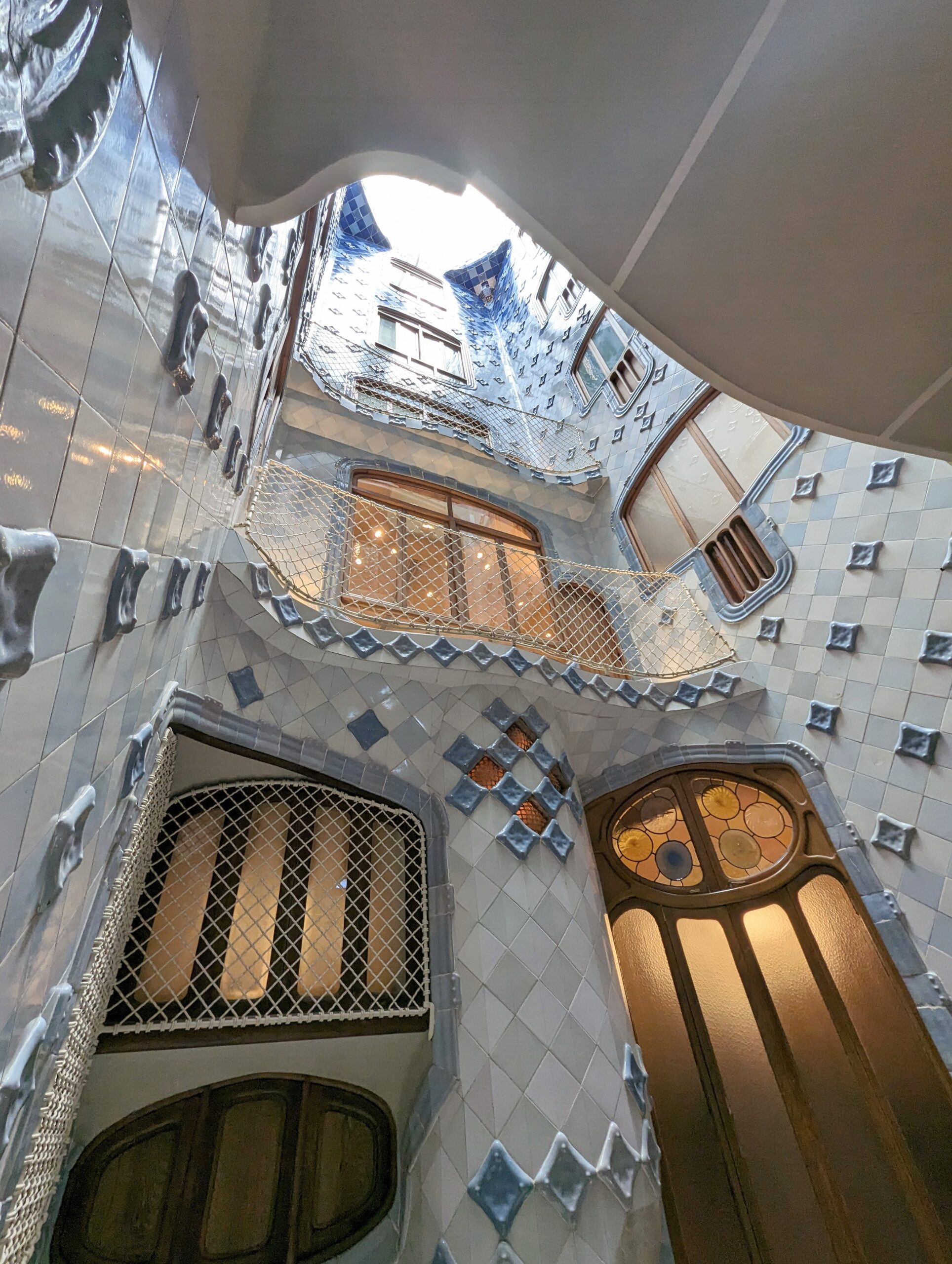 Casa Batlló interior patio