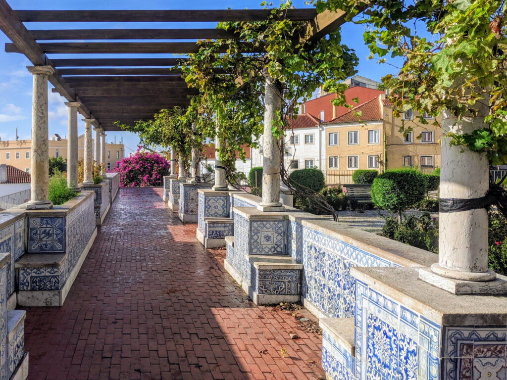 Lisbon - Miradouro de Santa Luzia