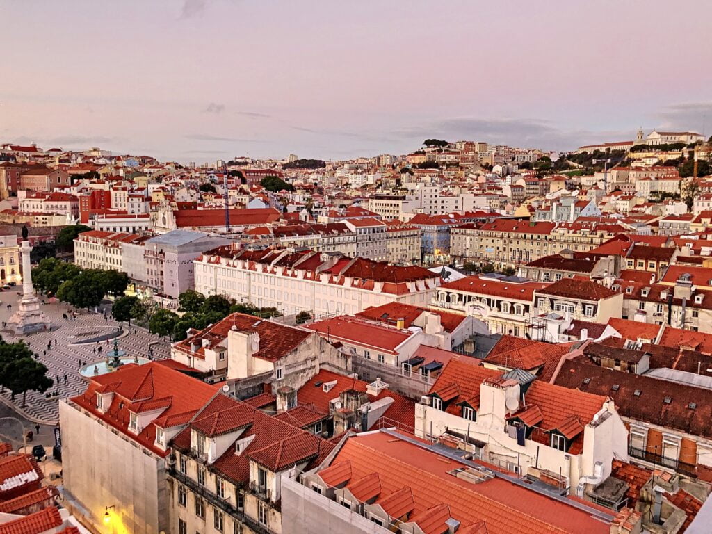 Vue depuis l'ascenseur de Santa Justa, Lisboa